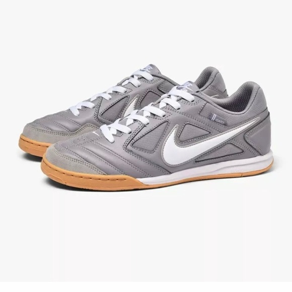 nike sb soccer shoes